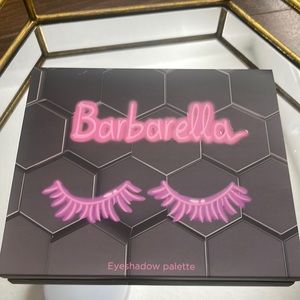 Beebeauty Barbarella Eyeshadow Palette